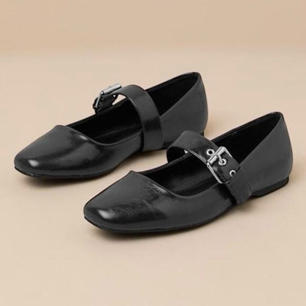 Dolce Vita Marcello Elegant Black Flats Size 10